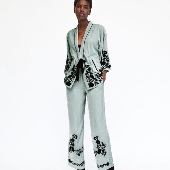 mint velvet green trousers